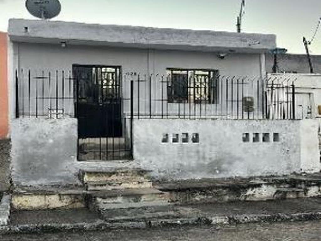 Foto 2 de 4: Casa em leilão em Pesqueira - PE, bairro Centenário — Casa 56 m² - Centenário - Pesqueira - PE
