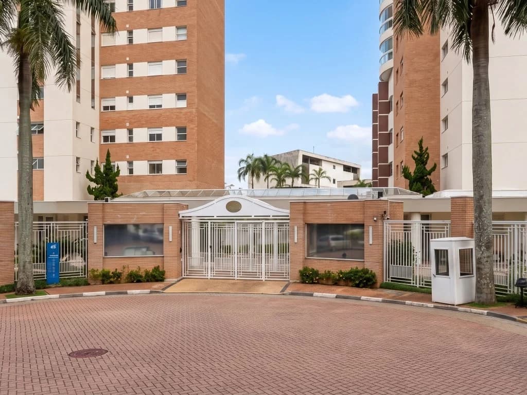 Foto 4 de 8: Apartamento em leilão em São Paulo - SP, bairro Vila Andrade — Apartamento 260 m² (04 Vagas) - Vila Andrade - São Paulo - SP