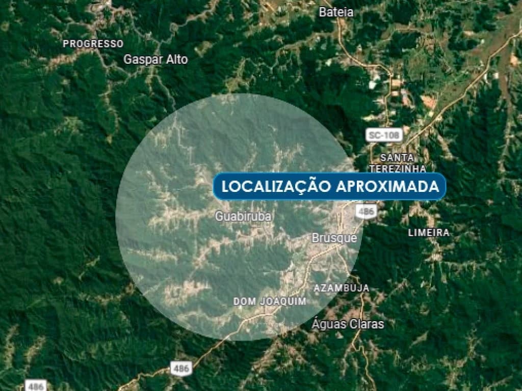 Terreno em leilão em Guabiruba - SC, bairro São Pedro — Terreno 2.864 m² - São Pedro - Guabiruba - SC