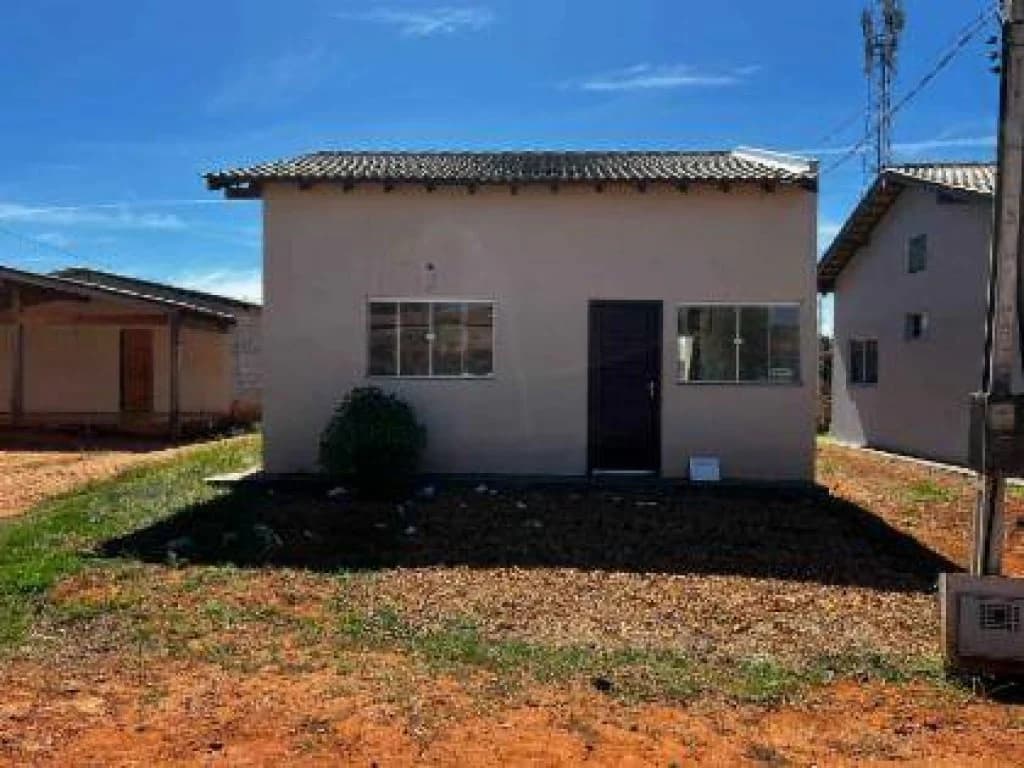 Foto 1 de 15: Casa em leilão em Sinop - MT, bairro Vila Mariana — Casa 51 m² - Vila Mariana - Sinop - MT