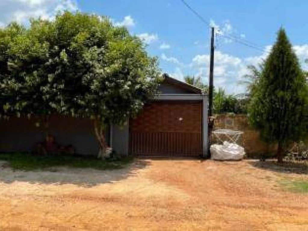 Foto 1 de 15: Casa em leilão em Peixoto De Azevedo - MT, bairro União do Norte — Casa 236 m² - União do Norte - Peixoto de Azevedo - MT