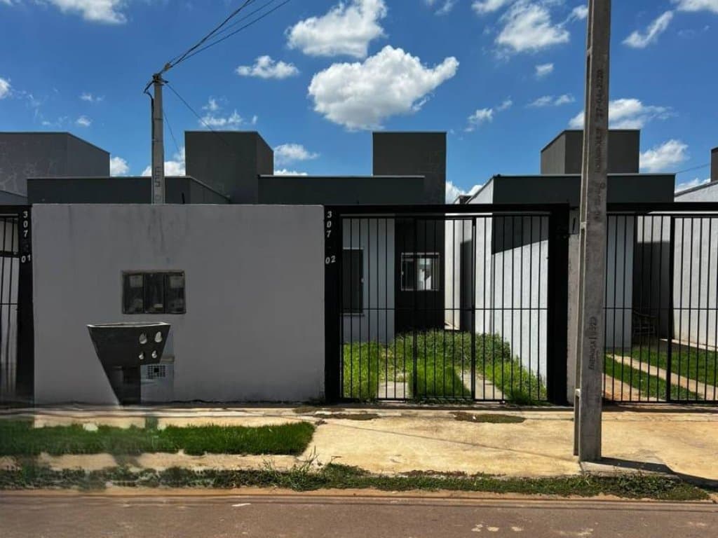 Foto 1 de 40: Casa em leilão em Sinop - MT — Casa, em Condomínio, 0 Vaga(S) de Garagem