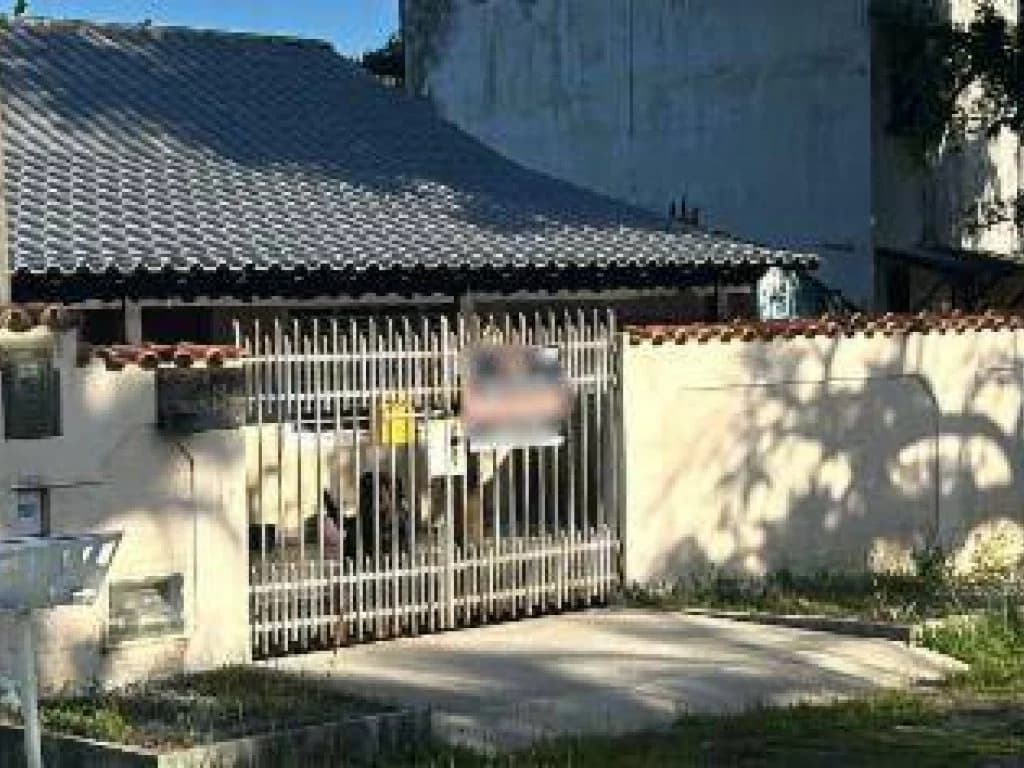 Foto 19 de 36: Casa em leilão em São Pedro Da Aldeia - RJ, bairro Jardim Arco Iris — Casa, Padrão, 0 Vaga(S) de Garagem