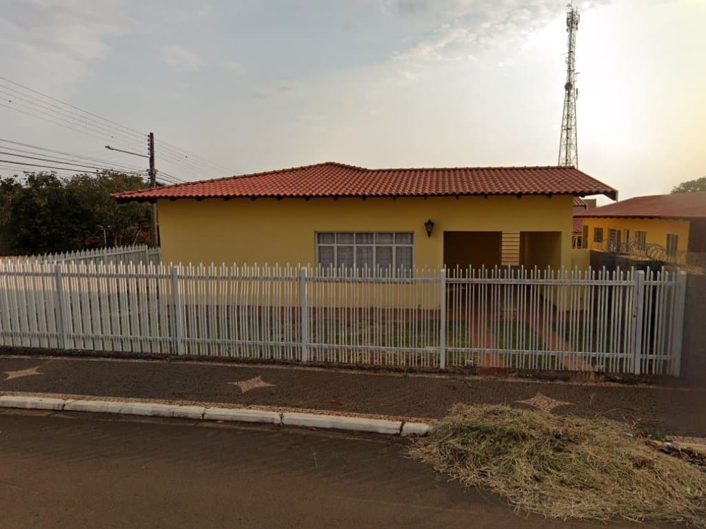 Foto 3 de 4: Casa em leilão em Arandu - SP, bairro Centro — Domínio Útil sobre Casa 344 m² - Centro - Arandu - SP