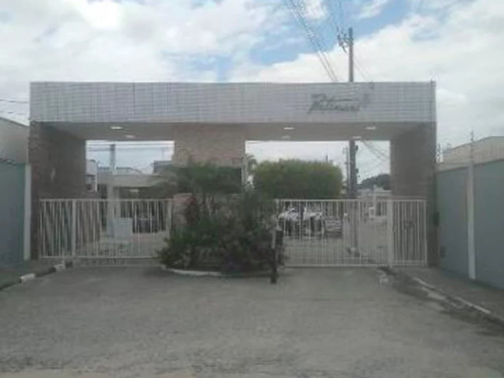 Foto 1 de 2: Casa em leilão em Feira De Santana - BA, bairro Santo Antônio dos Prazeres — Casa em Condomínio 117 m² - Santo Antônio dos Prazeres - Feira de Santana - BA
