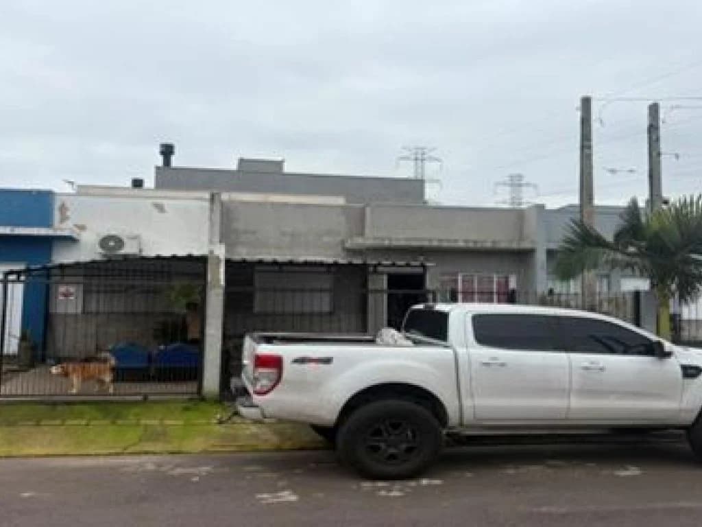 Casa em leilão em Cachoeirinha - RS, bairro Residencial Parque da Matriz Ii — Casa 49 m² - Cachoeirinha-RS - Rua José Souza Jucowsi, 78 - Casa 02 do Condomínio Residencial Chapecozinho - Residencial Parque da Matriz II