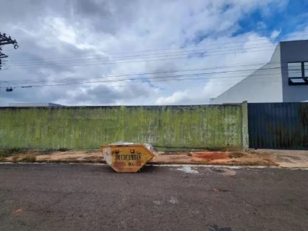 Foto 1 de 4: Terreno em leilão em Marília - SP, bairro Jardim Morumbi — Terreno 360 m² (com construção) - Jardim Morumbi - Marília - SP
