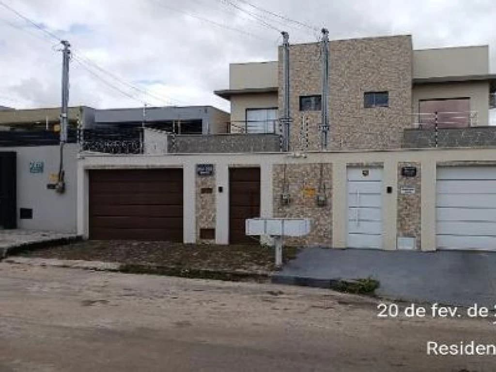 Foto 1 de 2: Casa em leilão em Anápolis - GO — Casa 141 m² - Residencial Cerejeiras - Anápolis - GO
