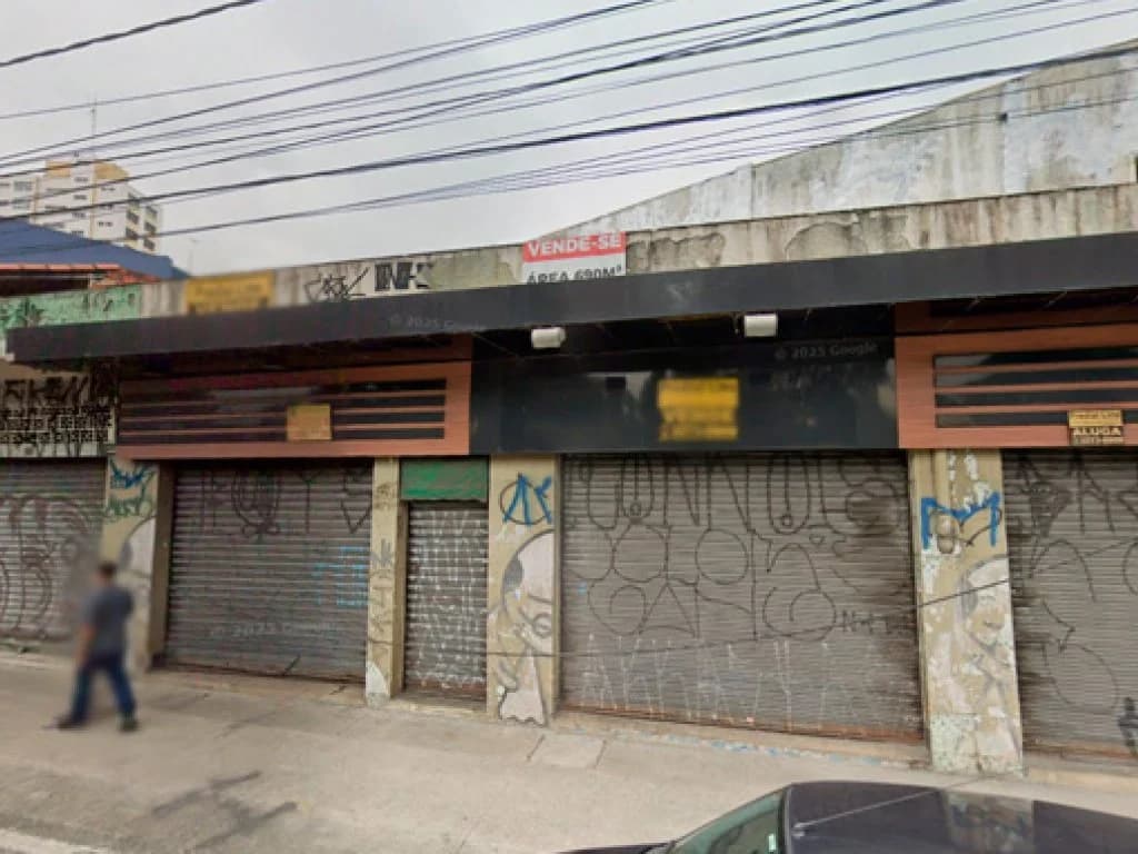 Foto 1 de 5: Imóvel em leilão em São Paulo - SP, bairro Ipiranga — Imóveis Comerciais e Casa em Terreno de 690 m² (próx. ao Museu do Ipiranga) - Ipiranga - São Paulo - SP