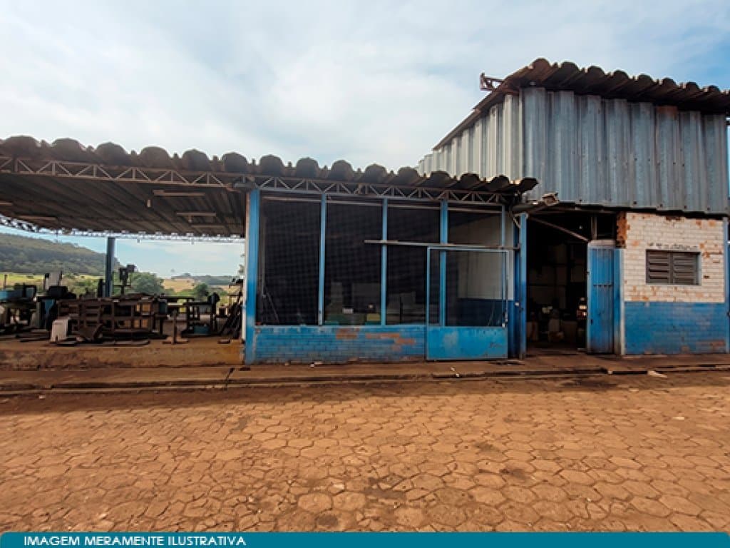 Foto 5 de 8: Area Rural em leilão em Itarumã - GO — Galpão em Área 10.000m² - Nova Esperança - Itarumã - GO