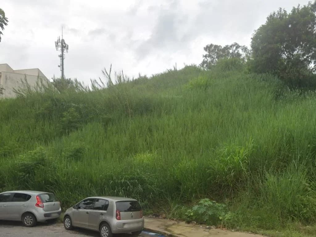 Foto 1 de 3: Terreno em leilão em Belo Horizonte - MG, bairro Santa Lúcia — Terreno 537 m² - Santa Lúcia - Belo Horizonte - MG