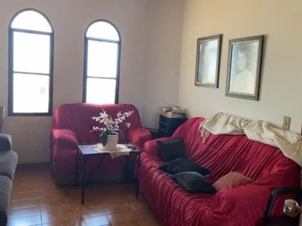 Foto 6 de 11: Casa em leilão em Ituiutaba - MG, bairro Centro — Casa 236 m² - Centro - Ituiutaba - MG