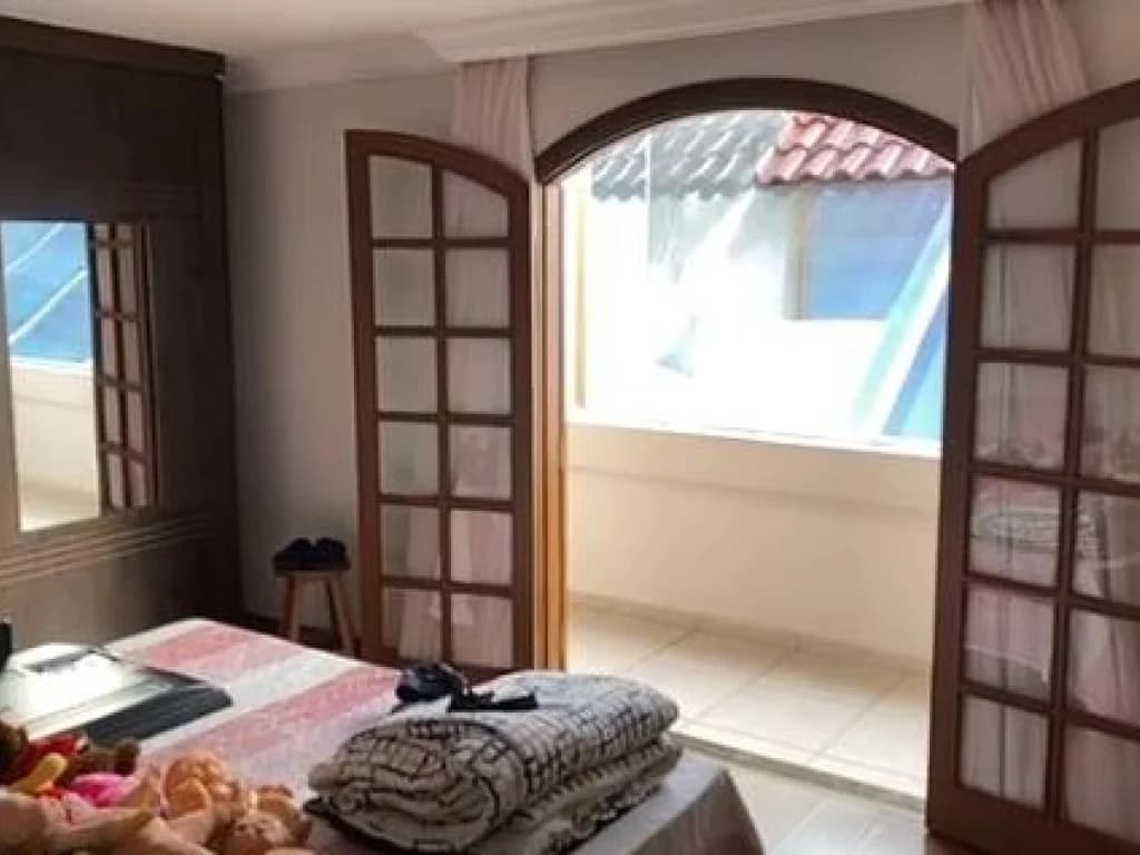 Foto 7 de 16: Casa em leilão em Curitiba - PR, bairro Guaíra — Casa 404 m² - Guaíra - Curitiba - PR