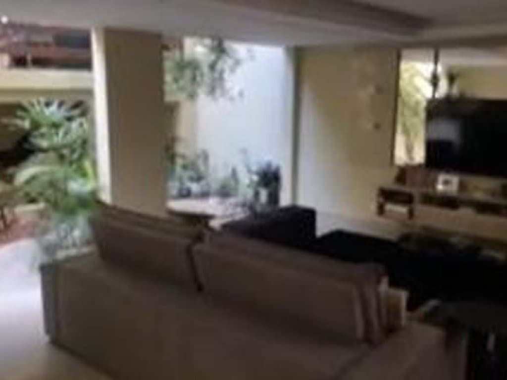 Foto 13 de 16: Casa em leilão em Curitiba - PR, bairro Guaíra — Casa 404 m² - Guaíra - Curitiba - PR