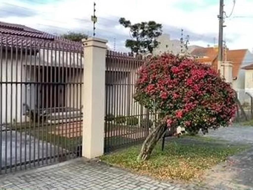 Foto 2 de 16: Casa em leilão em Curitiba - PR, bairro Guaíra — Casa 404 m² - Guaíra - Curitiba - PR