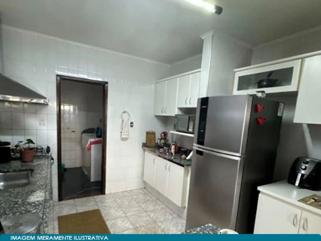 Foto 9 de 16: Casa em leilão em Bauru - SP, bairro Jardim Panorama — Casa 256 m² - Jardim Panorama - Bauru - SP