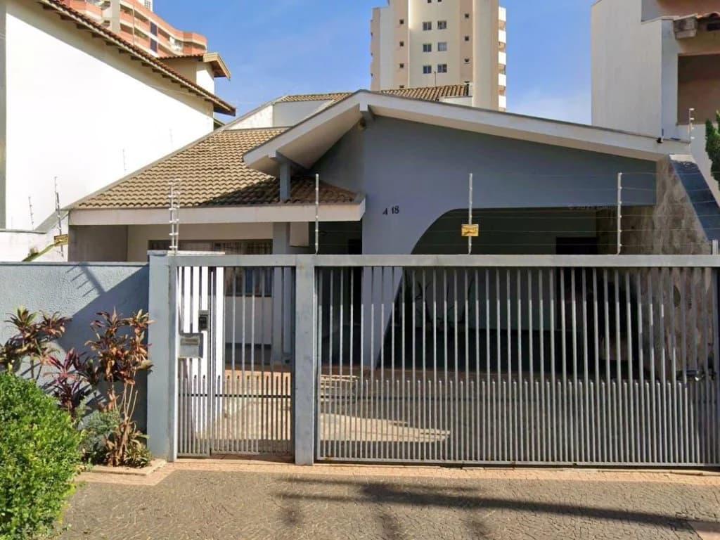 Foto 2 de 16: Casa em leilão em Bauru - SP, bairro Jardim Panorama — Casa 256 m² - Jardim Panorama - Bauru - SP
