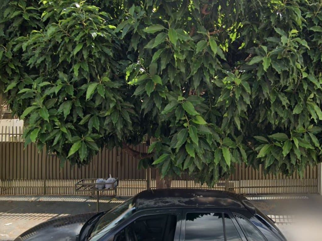 Foto 3 de 3: Casa em leilão em Ourinhos - SP, bairro Jardim Santa Fé — Casa em Terreno de 250 m² - Jardim Santa Fé - Ourinhos - SP