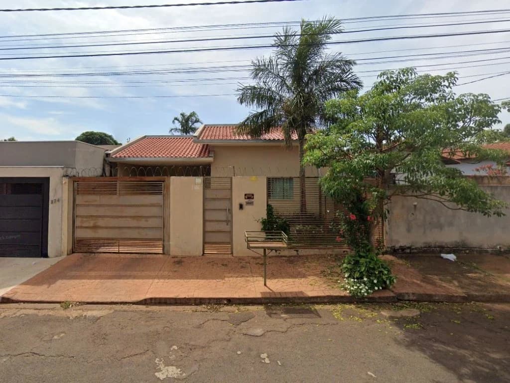 Foto 1 de 4: Terreno em leilão em Ourinhos - SP, bairro Jardim Brilhante — Casa 114 m² - Jardim Brilhante - Ourinhos - SP