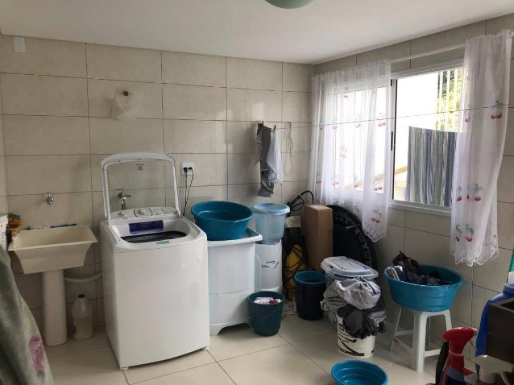 Foto 9 de 15: Casa em leilão em Ponta Grossa - PR, bairro Ronda — Casa 225 m² - Ronda - Ponta Grossa - PR