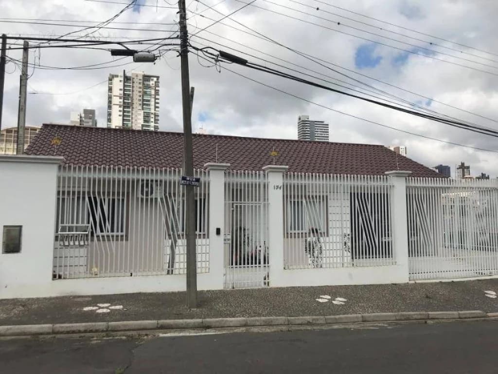 Foto 1 de 15: Casa em leilão em Ponta Grossa - PR, bairro Ronda — Casa 225 m² - Ronda - Ponta Grossa - PR