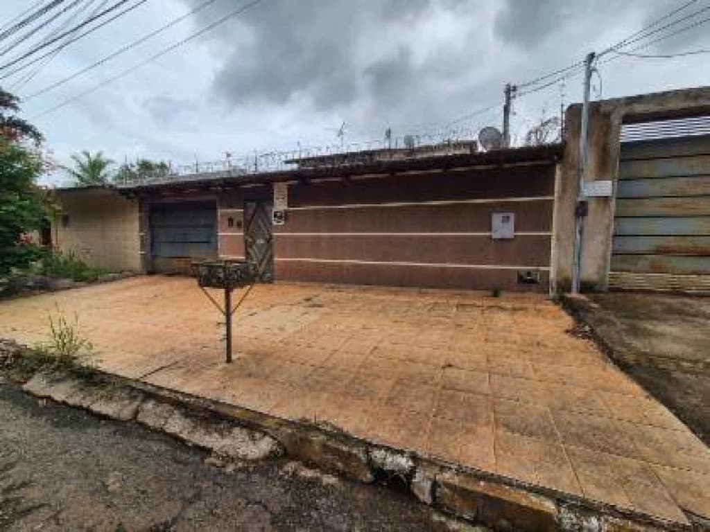 Foto 3 de 4: Casa em leilão em Goiânia - GO, bairro Setor Jaó — Casa 223 m² - Setor Jaó - Goiânia - Go