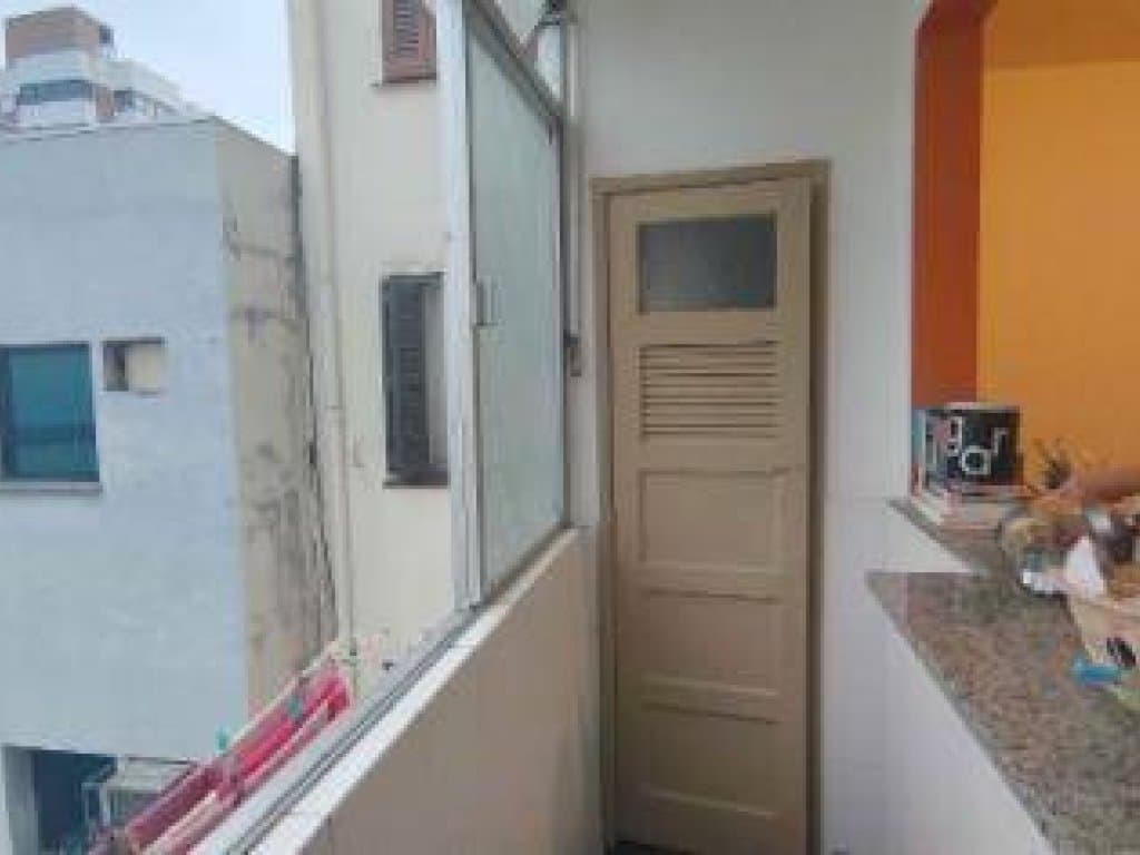 Foto 8 de 16: Apartamento em leilão em Porto Alegre - RS, bairro Padrão — Apartamento 84 m² (01 vaga) - Petrópolis - Porto Alegre - RS