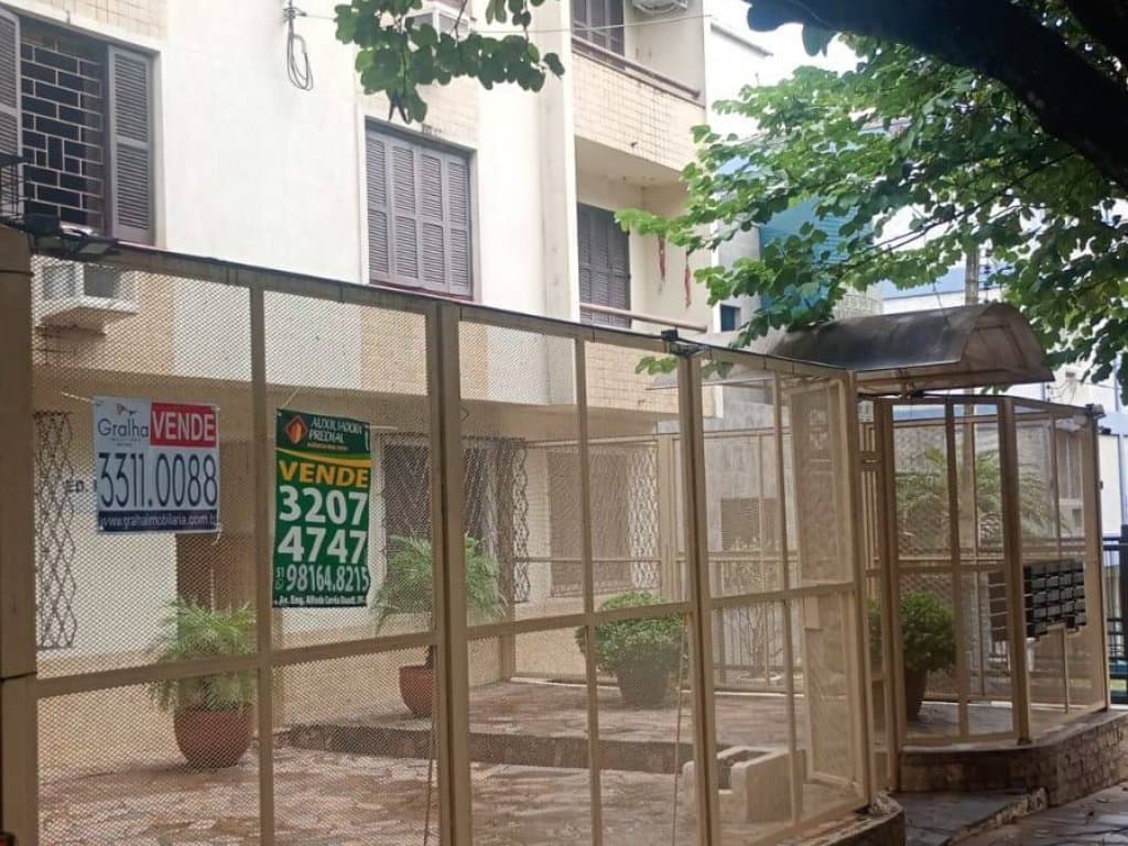 Foto 5 de 16: Apartamento em leilão em Porto Alegre - RS, bairro Padrão — Apartamento 84 m² (01 vaga) - Petrópolis - Porto Alegre - RS