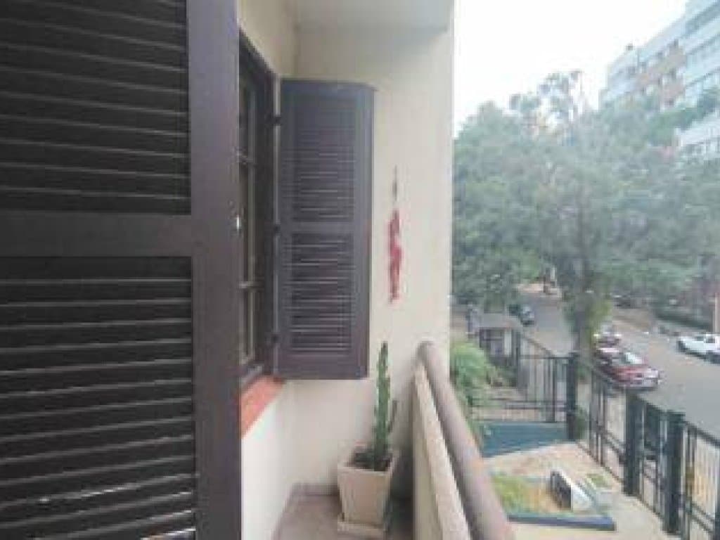 Foto 11 de 16: Apartamento em leilão em Porto Alegre - RS, bairro Padrão — Apartamento 84 m² (01 vaga) - Petrópolis - Porto Alegre - RS