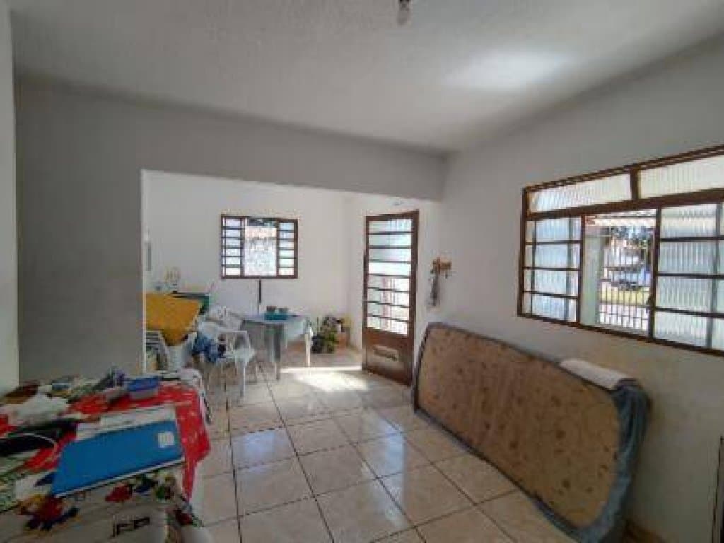 Foto 4 de 13: Casa em leilão em Campo Grande - MS, bairro Jardim Colibrí — Casa 64 m² - Jardim Colibrí - Campo Grande - MS