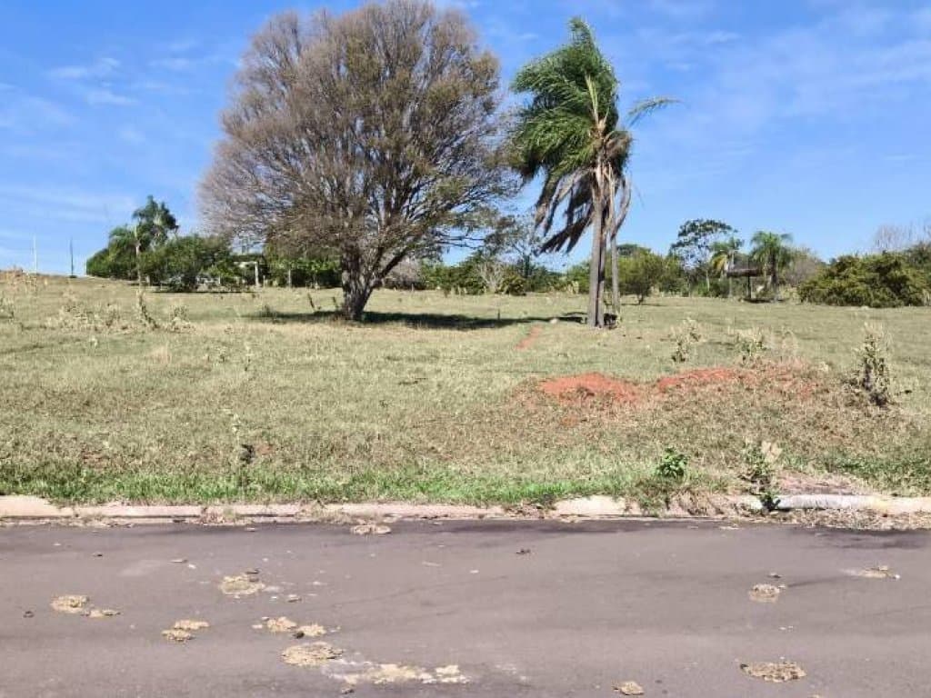 Foto 4 de 18: Terreno em leilão em Pérola - PR — Terreno 501 m² (Lt. 06 - Qd. 05) - Parque Residencial Viva - Pérola - PR