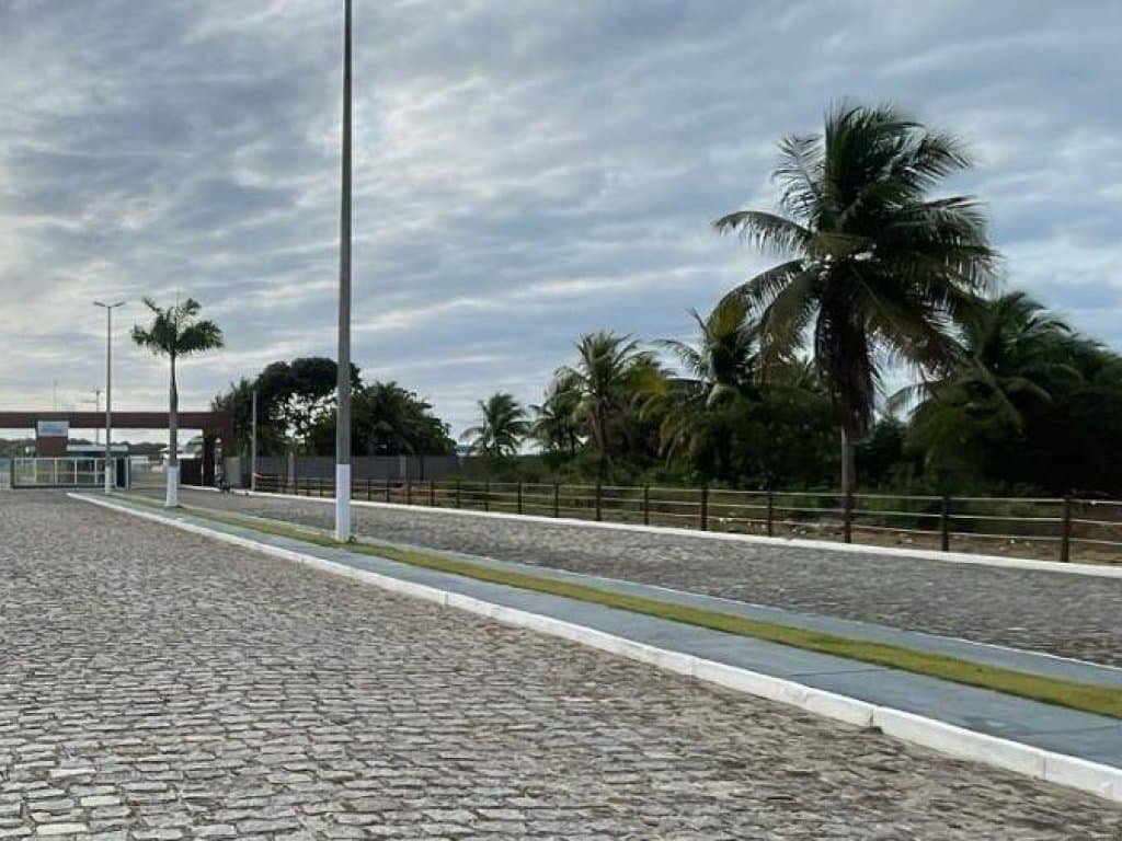 Foto 4 de 16: Terreno em leilão em Estância - SE, bairro Centro — Terreno em Condomínio 450 m² (Lt. 120 - Qd. V) - Centro - Estância - SE