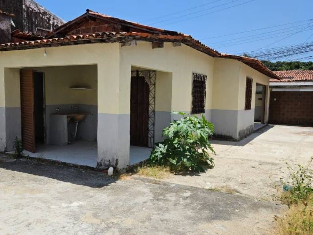 Foto 41 de 41: Casa em leilão em Fortaleza - CE, bairro Guajeru — Casa 86 m² - Guajeru - Fortaleza - CE