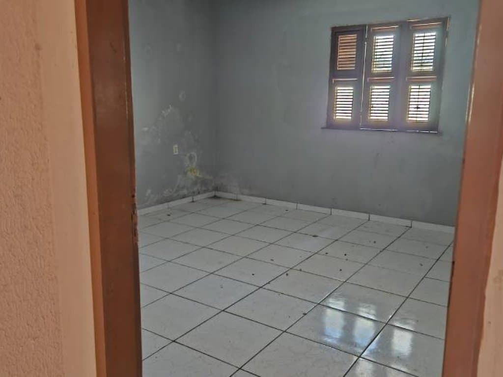 Foto 34 de 41: Casa em leilão em Fortaleza - CE, bairro Guajeru — Casa 86 m² - Guajeru - Fortaleza - CE