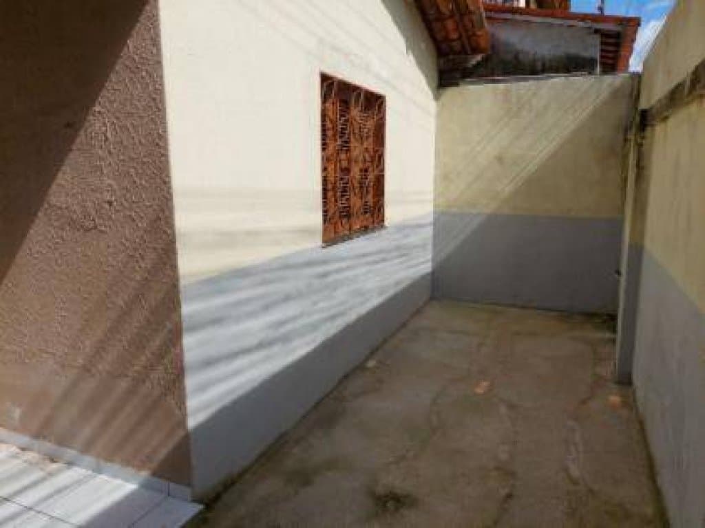 Foto 4 de 41: Casa em leilão em Fortaleza - CE, bairro Guajeru — Casa 86 m² - Guajeru - Fortaleza - CE