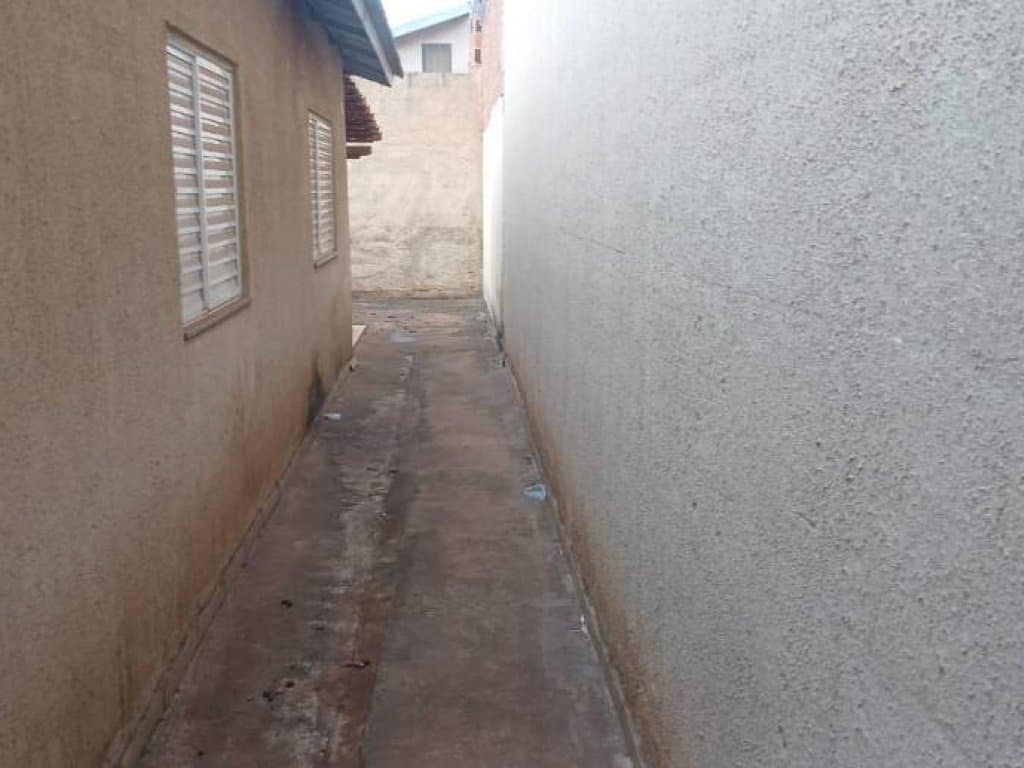 Foto 29 de 37: Casa em leilão em Itumbiara - GO, bairro Jardim Europa — Casa em Condomínio 68 m² (01 vaga) - Jardim Europa - Itumbiara - GO