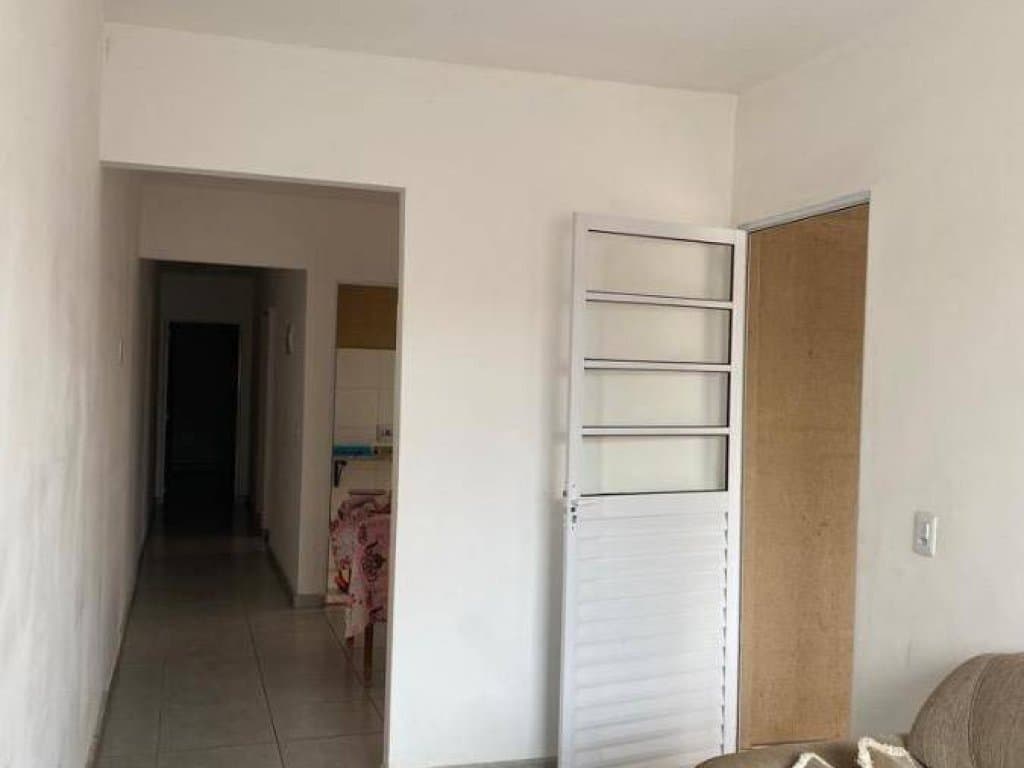Foto 11 de 37: Casa em leilão em Itumbiara - GO, bairro Jardim Europa — Casa em Condomínio 68 m² (01 vaga) - Jardim Europa - Itumbiara - GO
