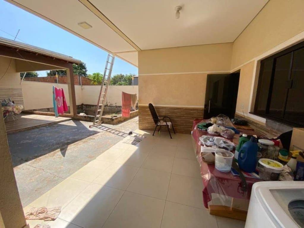 Foto 12 de 15: Casa em leilão em Cuiabá - MT, bairro Parque Atalaia — Casa 345 m² - Parque Atalaia - Cuiabá - MT