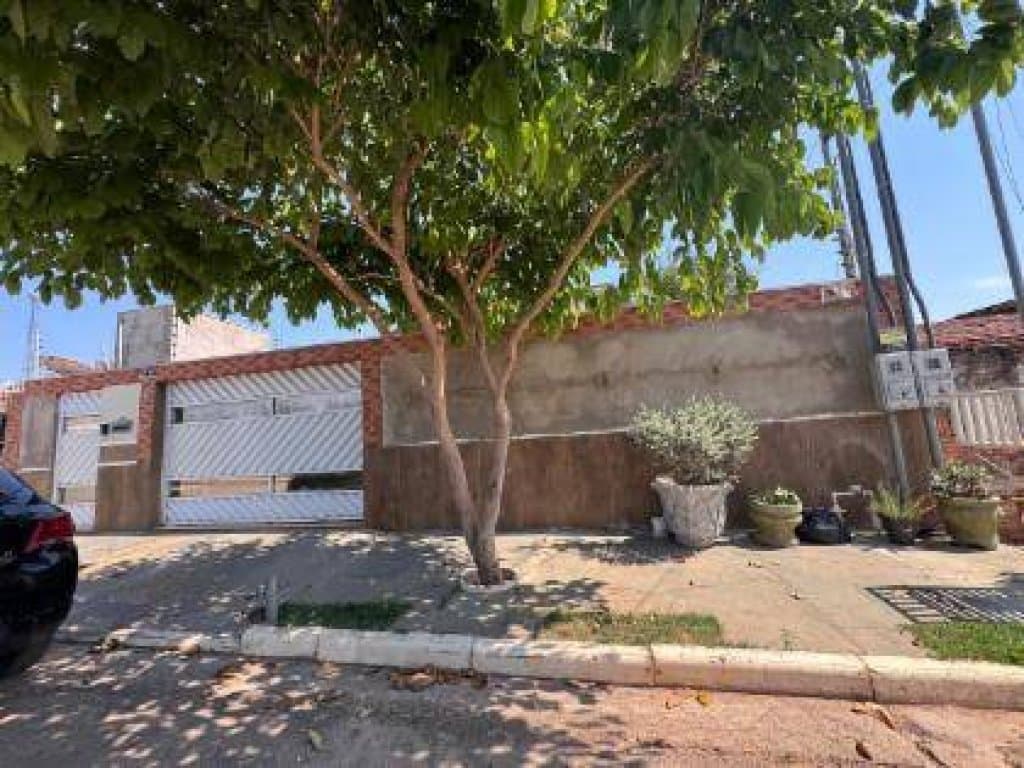 Foto 2 de 15: Casa em leilão em Cuiabá - MT, bairro Parque Atalaia — Casa 345 m² - Parque Atalaia - Cuiabá - MT