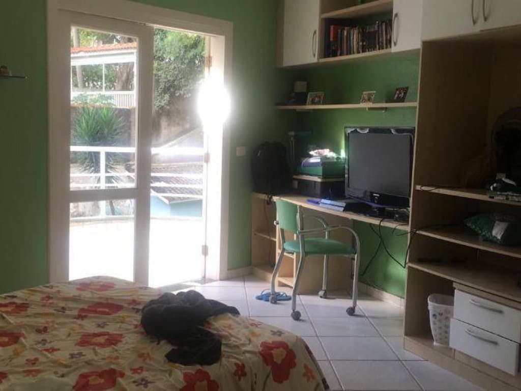 Foto 18 de 19: Casa em leilão em Jandira - SP, bairro Parque Nova Jandira — Casa em Condomínio 447 m² (01 vaga) - Parque Nova Jandira - Jandira - SP