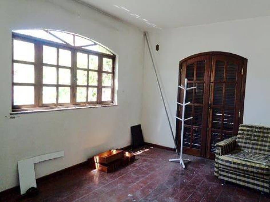 Foto 13 de 15: Casa em leilão em Rio De Janeiro - RJ, bairro Vila Valqueire — Casa 278 m² - Vila Valqueire - Rio de Janeiro - RJ