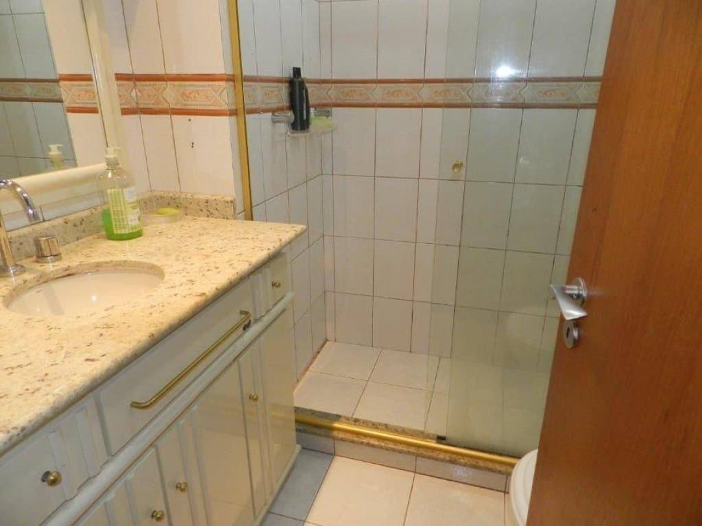 Foto 7 de 13: Apartamento em leilão em Porto Alegre - RS, bairro São Geraldo — Apartamento 179 m² (02 vagas) - São Geraldo - Porto Alegre - RS
