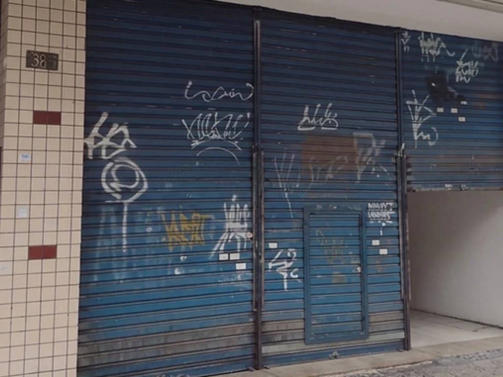 Foto 1 de 10: Comercial em leilão em Rio De Janeiro - RJ, bairro Vila Isabel — Loja 168 m² (área total) - Vila Isabel - Rio de Janeiro - RJ