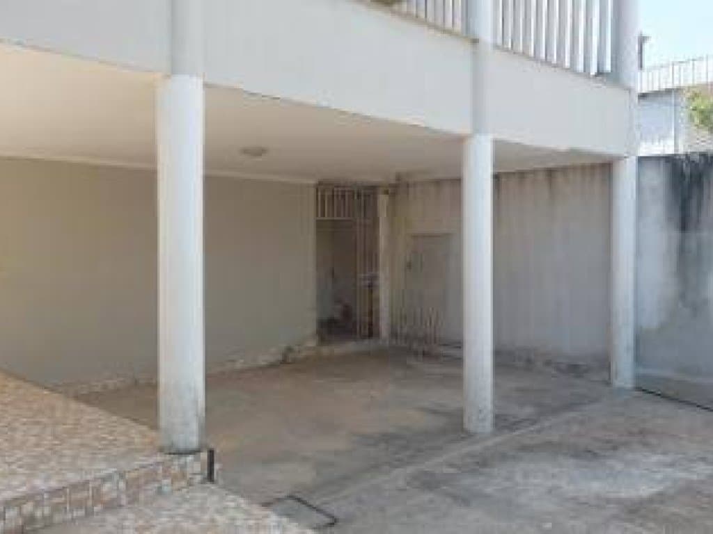 Foto 32 de 35: Casa em leilão em Fortaleza - CE, bairro Lagoa Redonda — Casa 378 m² - Lagoa Redonda - Fortaleza - CE