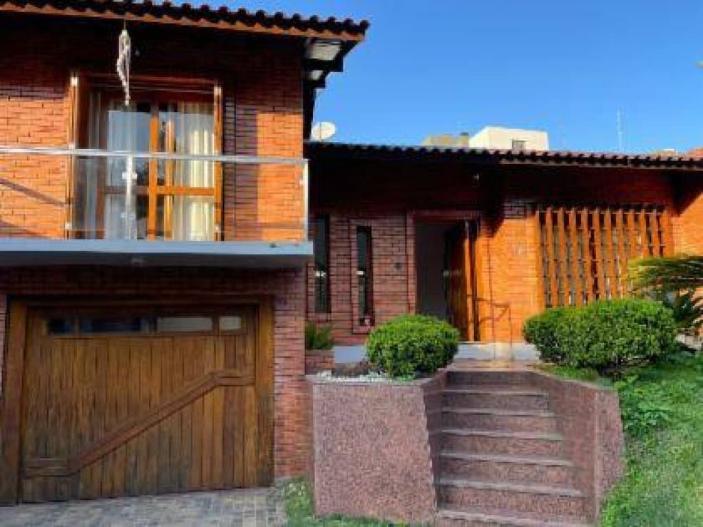 Foto 17 de 21: Casa em leilão em Canoas - RS, bairro Igara — Casa 236 m² - Igara - Canoas - RS