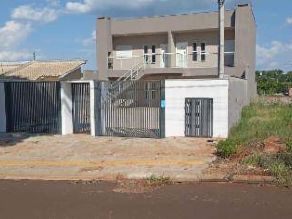Foto 4 de 10: Casa em leilão em Foz Do Iguaçu - PR — Casa, em Condomínio, 1 Vaga(S) de Garagem