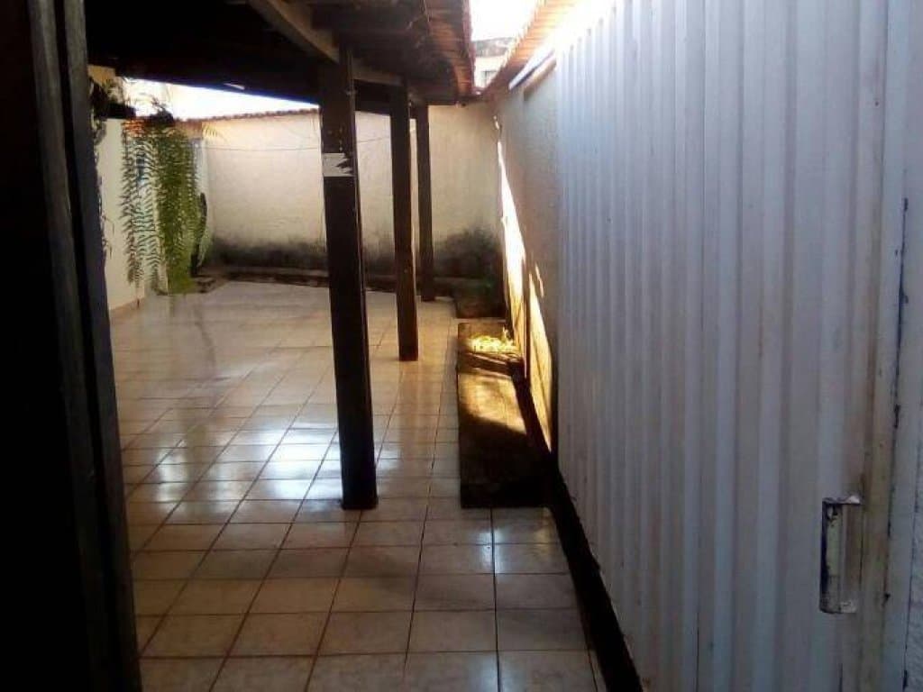 Foto 19 de 19: Casa em leilão em Grão Mogol - MG, bairro Centro — Casa, Padrão, 1 Vaga(S) de Garagem