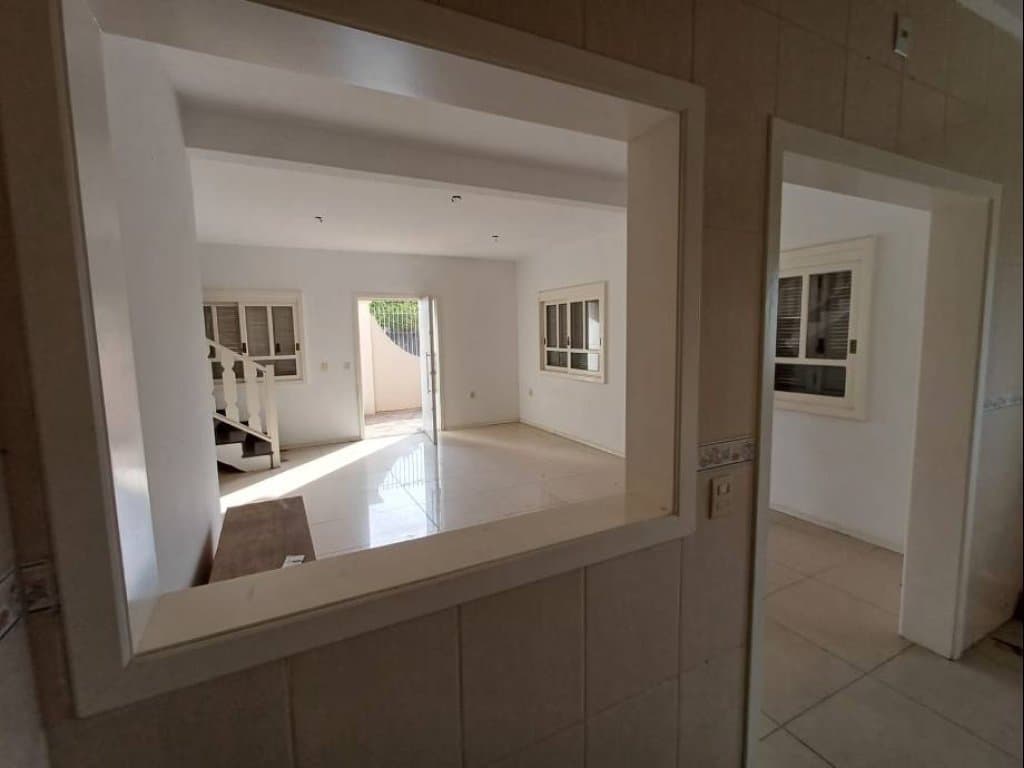 Foto 47 de 98: Casa em leilão em Canoas - RS, bairro Estradaância Velha — Casa, Padrão, 1 Vaga(S) de Garagem