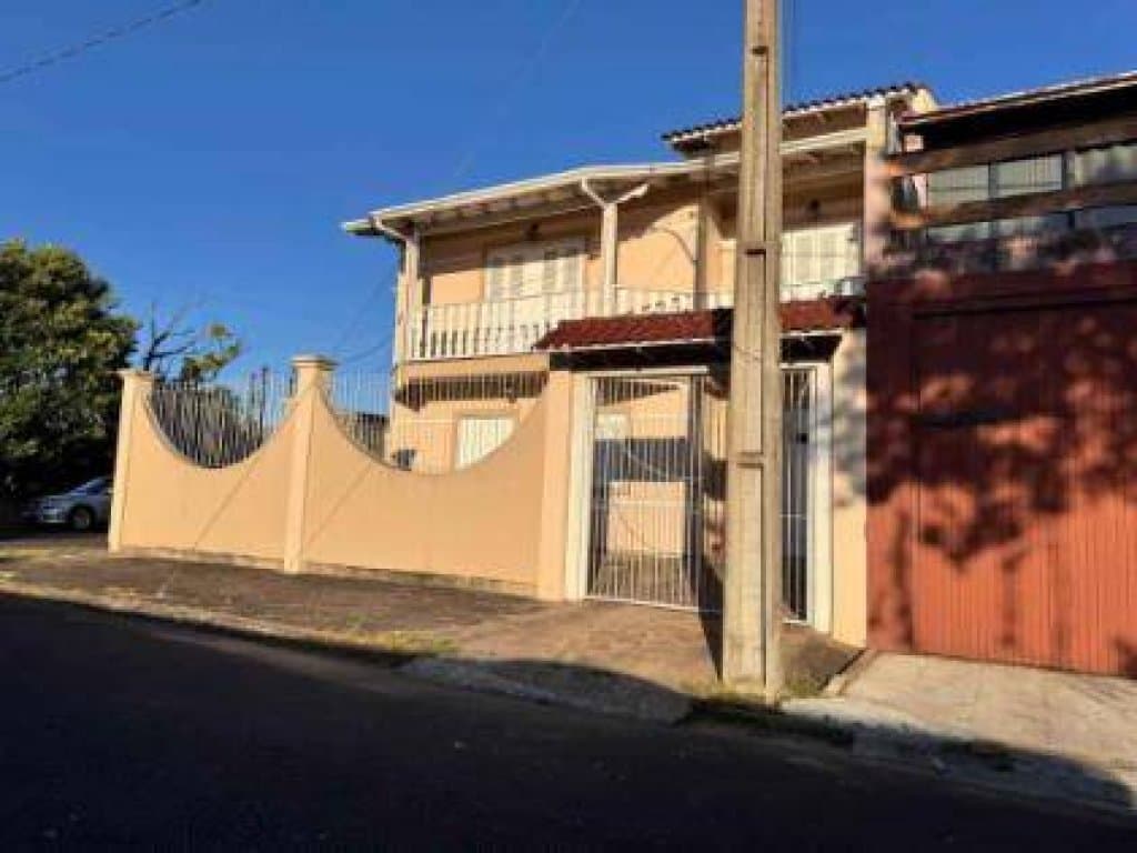 Foto 3 de 98: Casa em leilão em Canoas - RS, bairro Estradaância Velha — Casa, Padrão, 1 Vaga(S) de Garagem