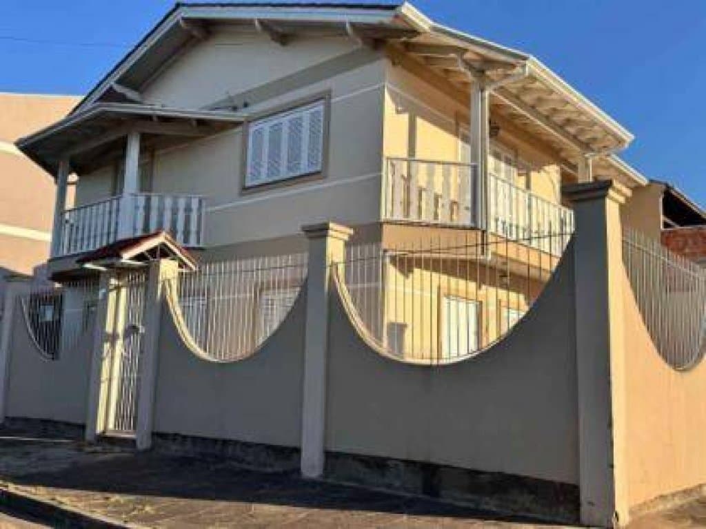 Foto 55 de 98: Casa em leilão em Canoas - RS, bairro Estradaância Velha — Casa, Padrão, 1 Vaga(S) de Garagem